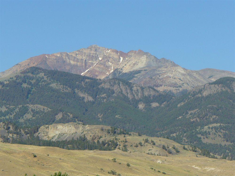 Yellowstone River Suites Gardiner Extérieur photo